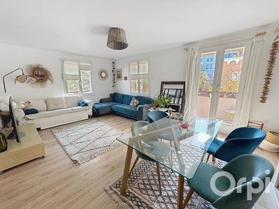 Appartement - 67 m² - 3 pièces