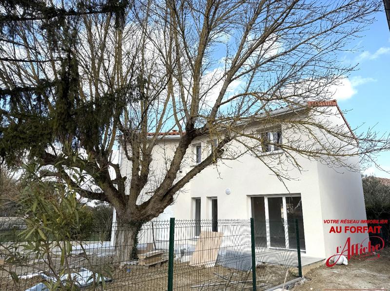 Maison - 98 m² - 4 pièces