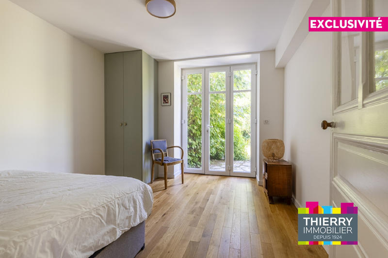 Maison - 180 m² - 6 pièces