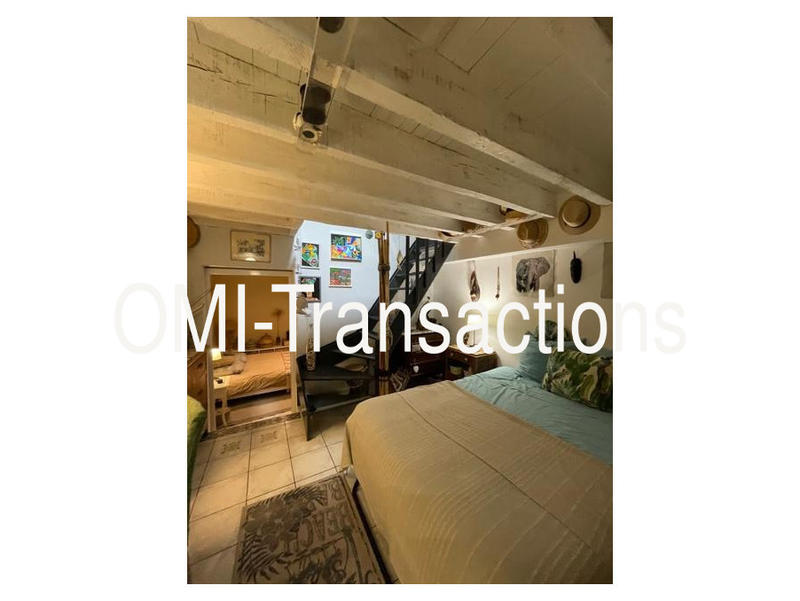 Local commercial - 98 m² - 5 pièces