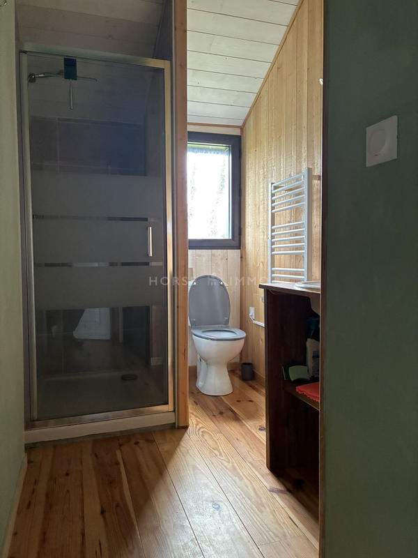 Maison - 213 m² - 7 pièces