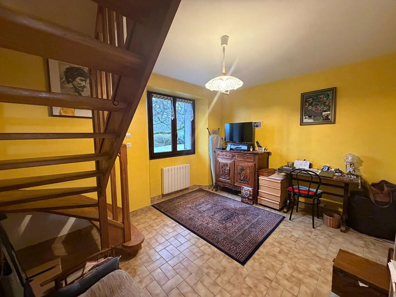 Maison - 196 m² - 7 pièces