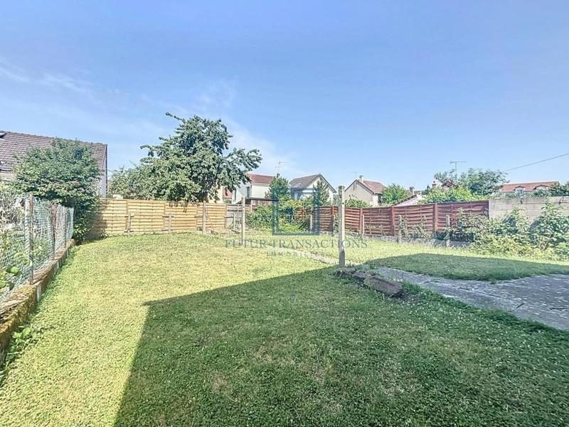 Maison - 93 m² - 6 pièces