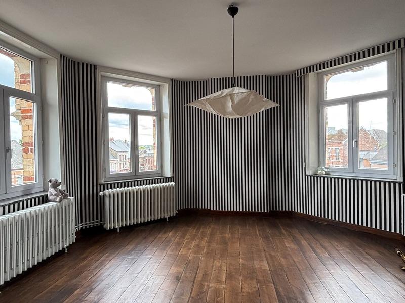 Maison bourgeoise - 336 m² - 12 pièces