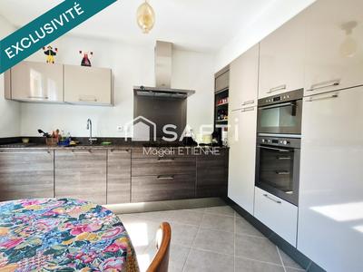 Maison - 114 m² - 4 pièces