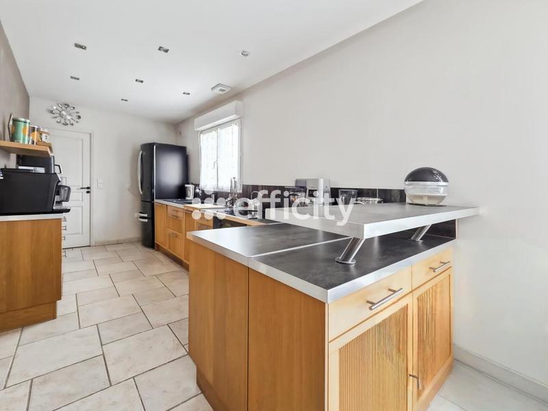 Villa - 140 m² - 5 pièces