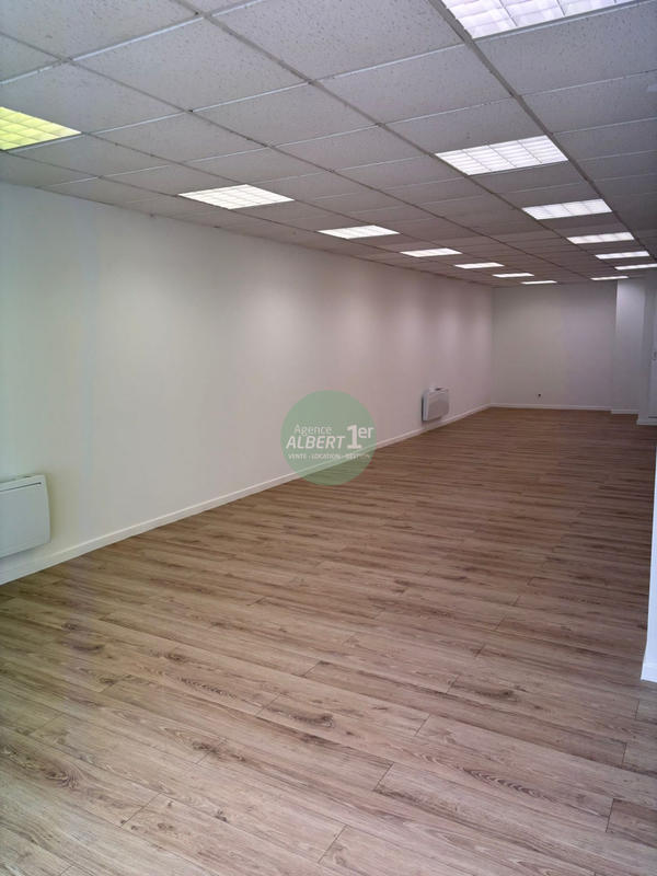 Local d'activités - 60 m² - 1 pièce