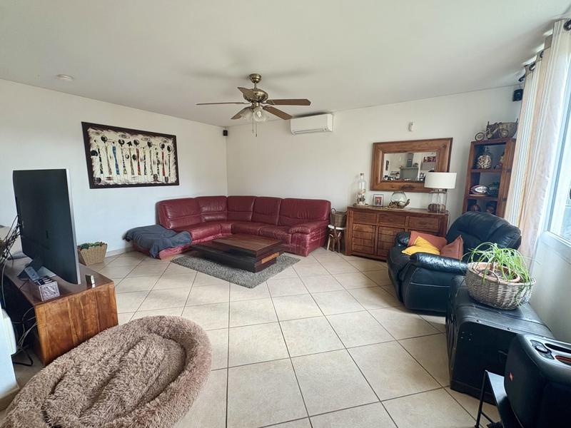 Maison - 98 m² - 4 pièces