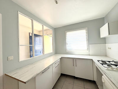 Maison - 92 m² - 4 pièces