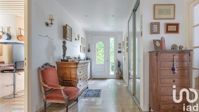 Maison - 183 m² - 9 pièces