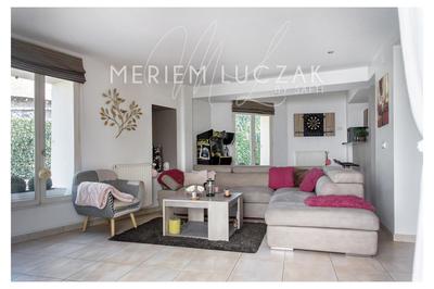 Maison - 135 m² - 6 pièces