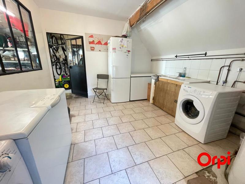 Maison - 215 m² - 8 pièces