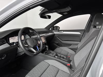 Volkswagen Passat Sw Gte 218ch Dsg Ja18 Matrix Digital Cockpit Sieges Chauf Camera Carplay Regul Acc