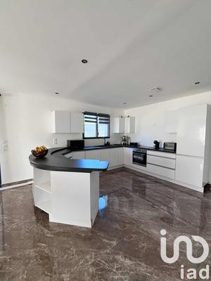 Maison - 86 m² - 4 pièces