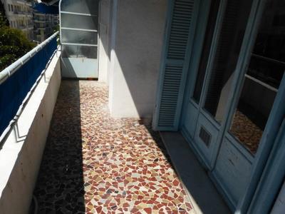 Studio - 28 m² - 1 pièce