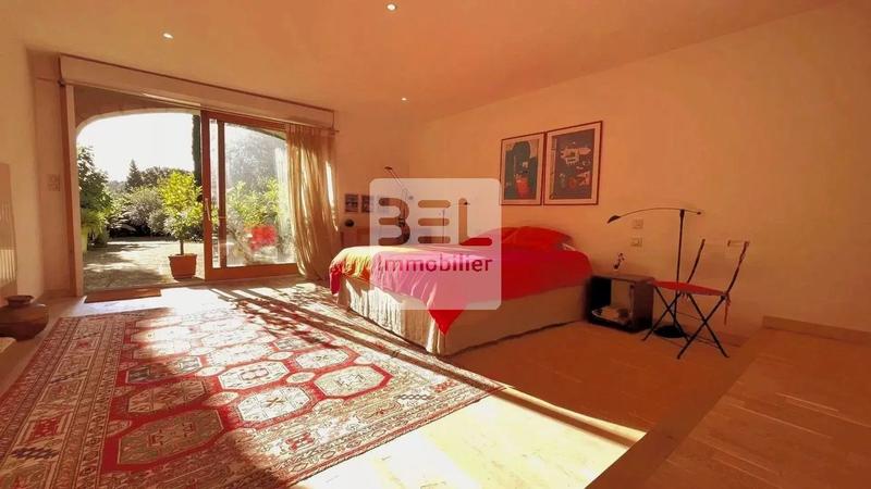 Mas - 310 m² - 10 pièces