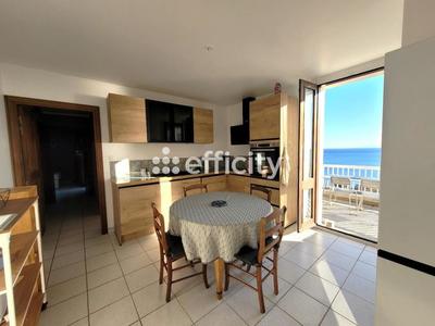 Maison - 170 m² - 7 pièces