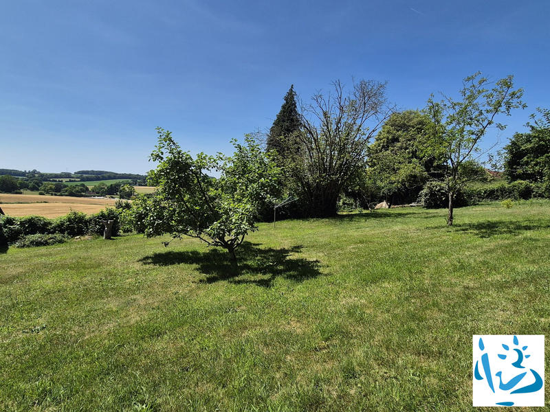 Maison - 185 m² - 9 pièces