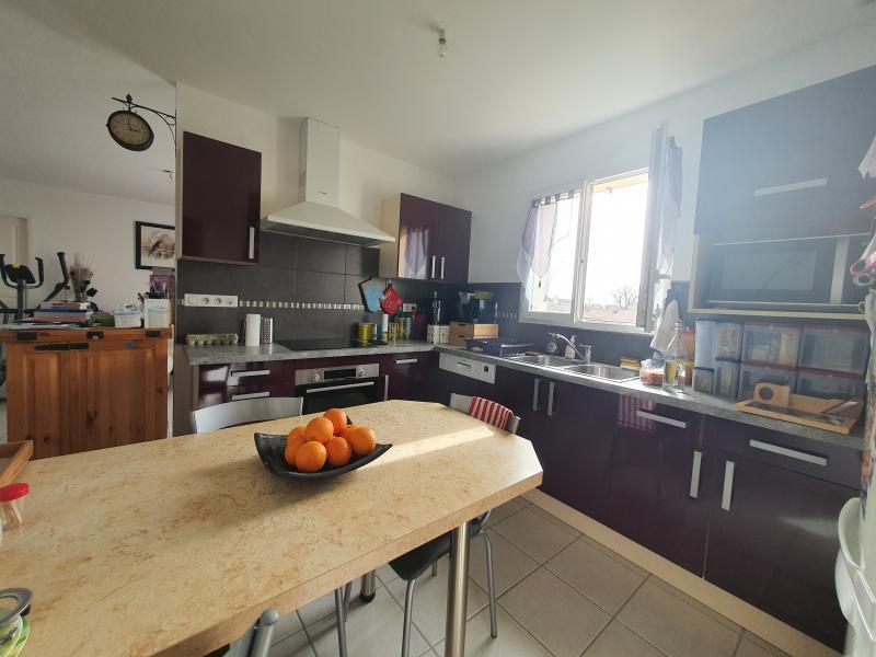 Maison - 92 m² - 5 pièces