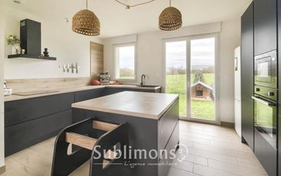 Maison - 90 m² - 4 pièces