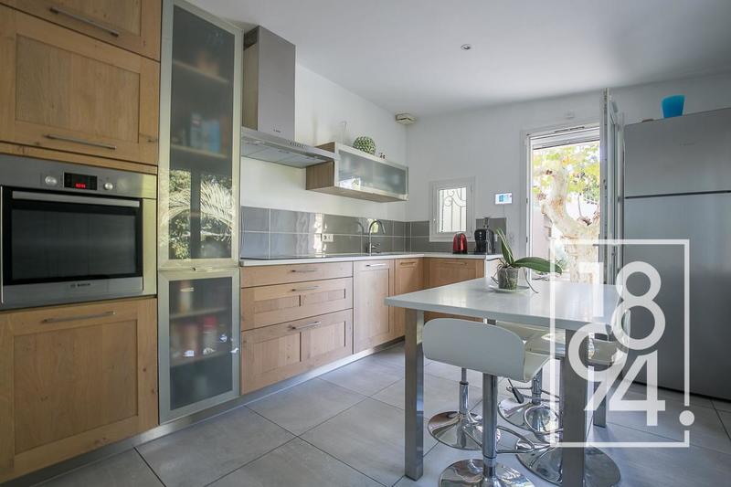 Maison - 150 m² - 5 pièces