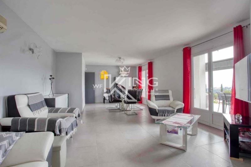 Villa - 185 m² - 6 pièces