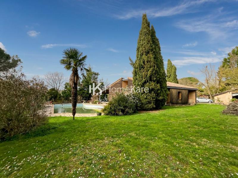 Villa - 200 m² - 5 pièces