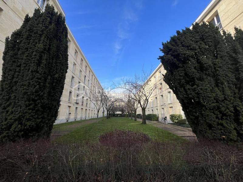 Appartement - 83 m² - 5 pièces