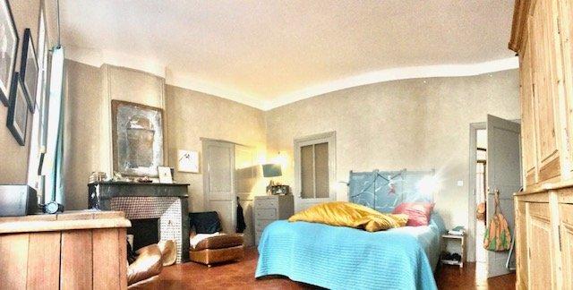 Appartement bourgeois - 162 m² - 6 pièces