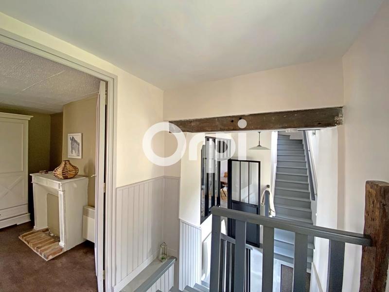 Maison - 202 m² - 8 pièces