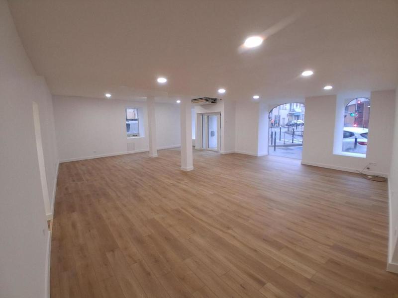 Local commercial - 108 m² - 3 pièces