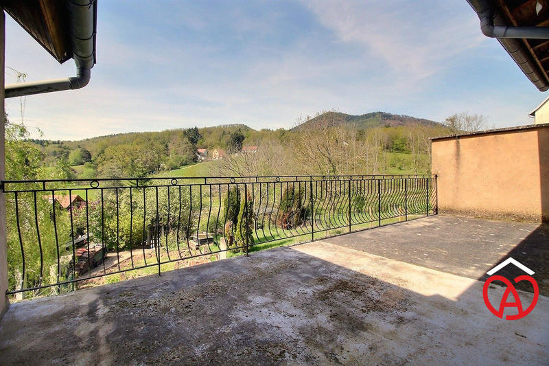 Maison traditionnelle - 111 m² - 5 pièces