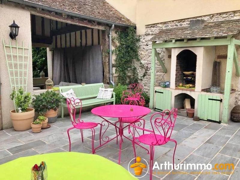 Maison - 228 m² - 9 pièces