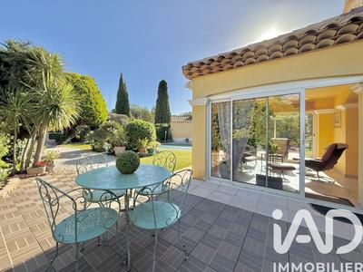 Maison - 123 m² - 6 pièces