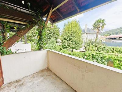 Appartement - 95 m² - 5 pièces