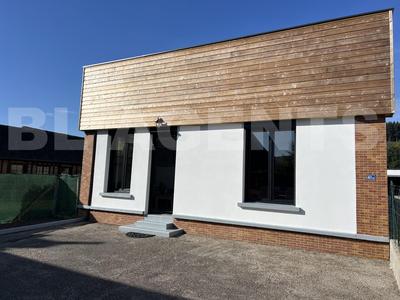 Maison de village - 90 m² - 4 pièces