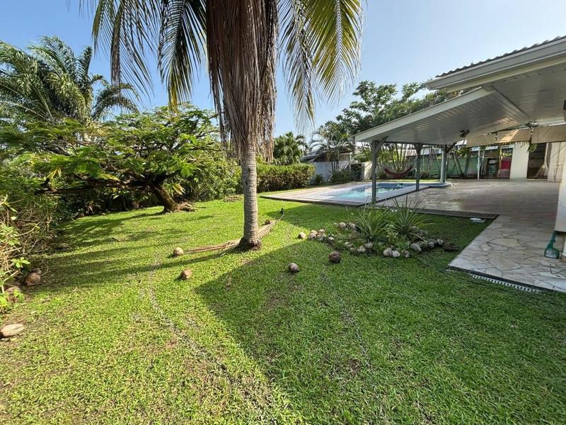 Villa - 111 m² - 4 pièces