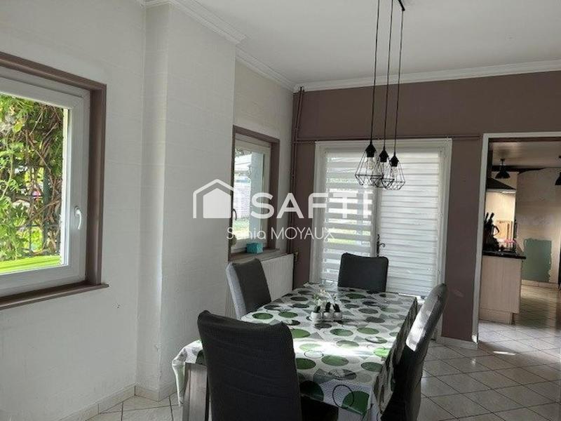 Maison - 100 m² - 6 pièces