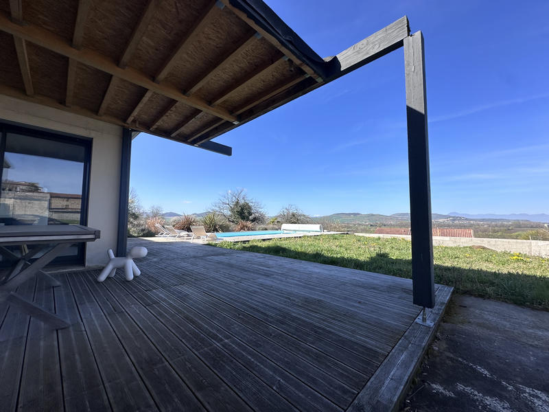 Maison - 164 m² - 5 pièces