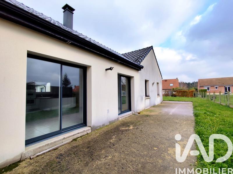 Maison - 95 m² - 5 pièces