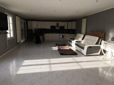 Maison - 73 m² - 3 pièces