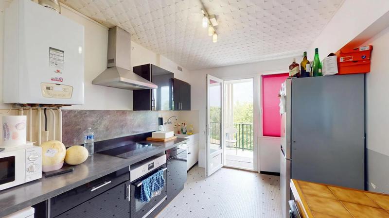 Appartement - 79 m² - 3 pièces