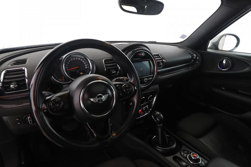 Mini Clubman Cooper Finition Red Hot Chili Bva 136 ch