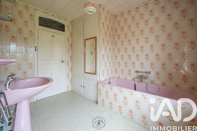 Maison - 252 m² - 8 pièces