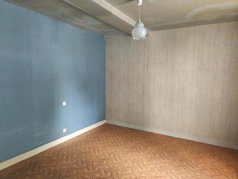 Maison - 75 m² - 5 pièces