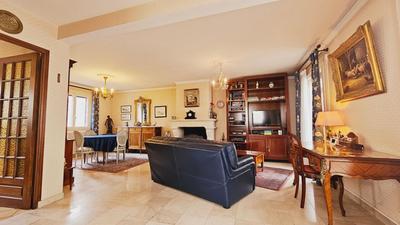 Maison - 102 m² - 5 pièces