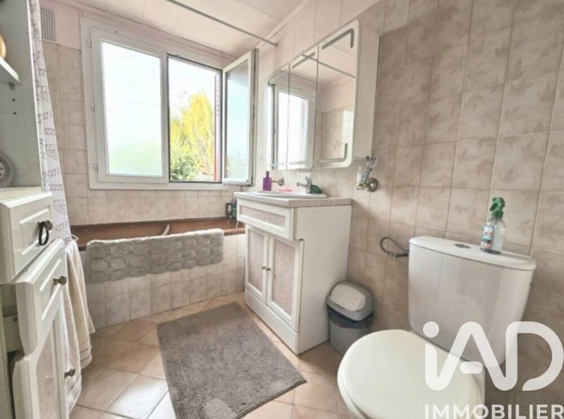 Maison - 96 m² - 5 pièces