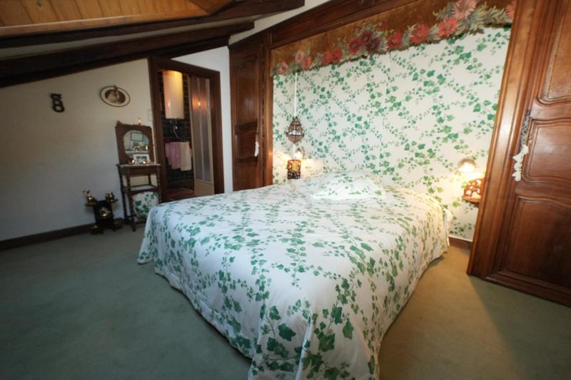 Maison - 189 m² - 8 pièces