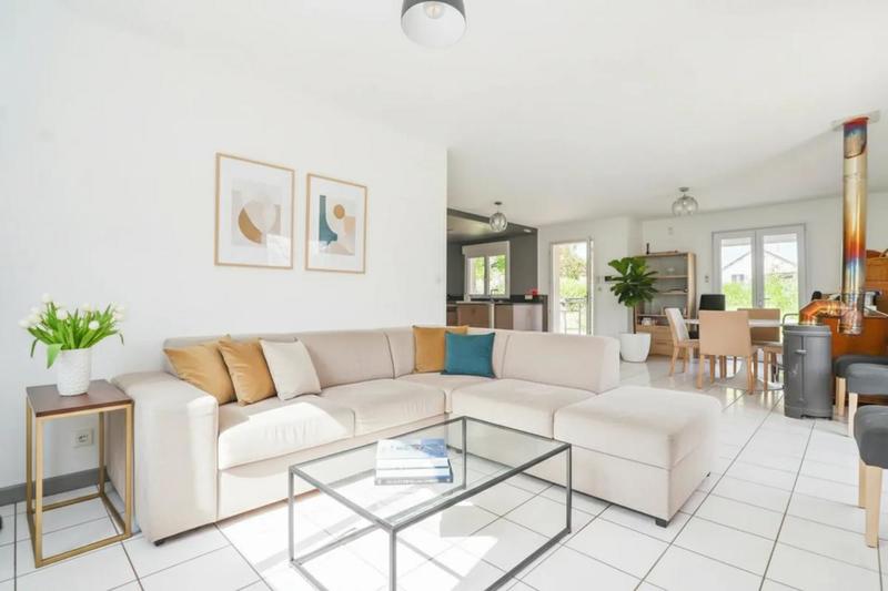 Maison - 93 m² - 4 pièces