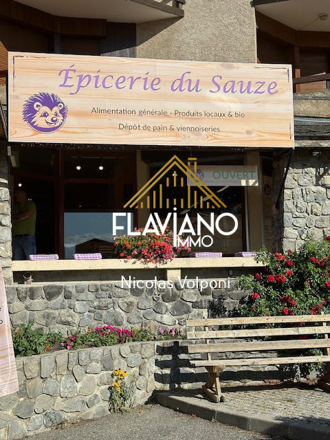 Fonds de commerce - Magasins - 136 m²